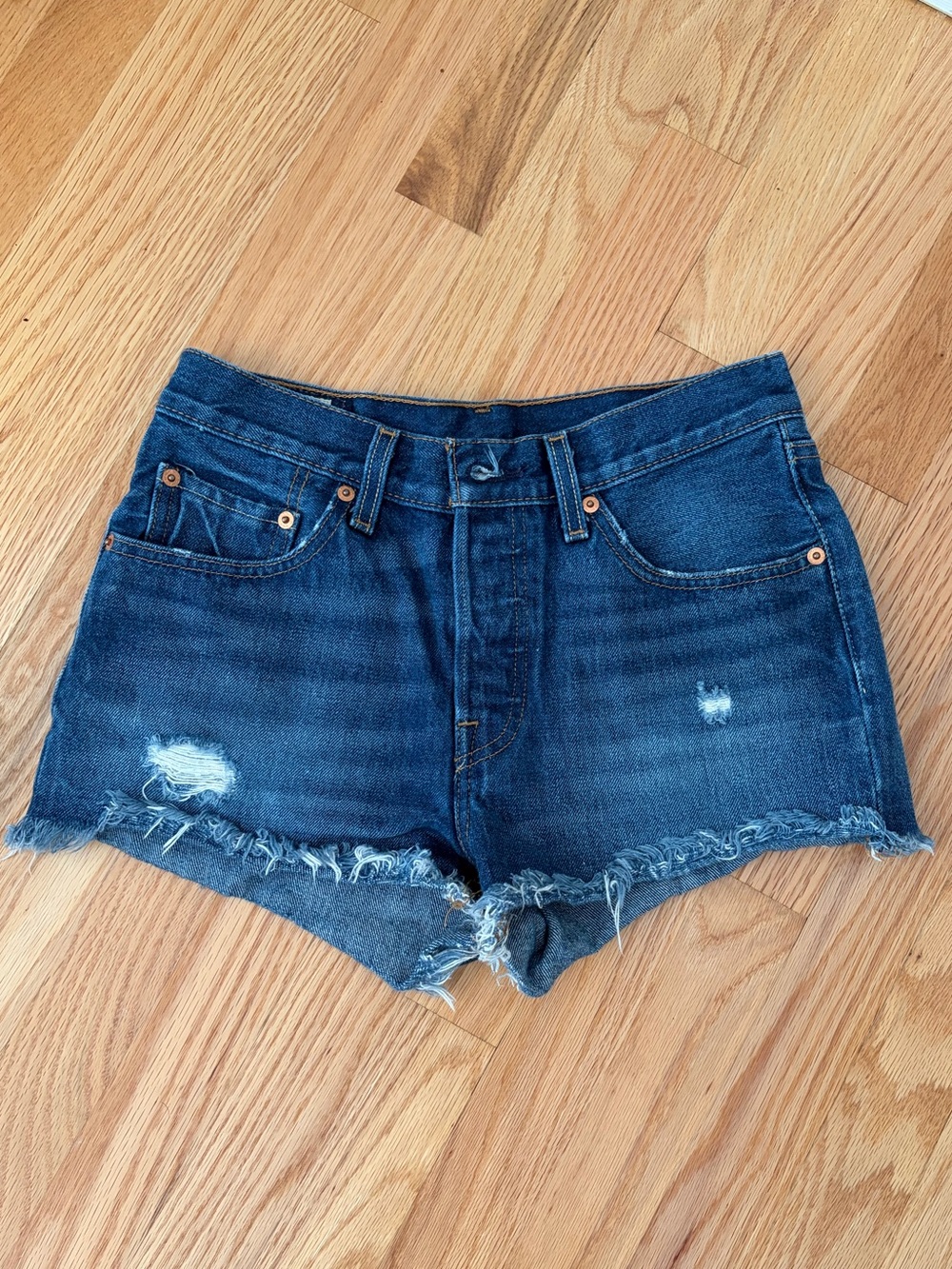 Bundle Levi's 501 Dark and Light Blue Jean Shorts - Picture 4 of 16